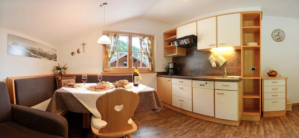 B&B Appartments Cudlea Selva di Val Gardena Phòng bức ảnh